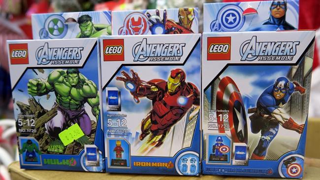 Fake lego marvel discount figures