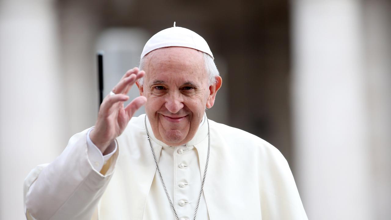 Pope Francis’ health deteriorates with new breathing crisis