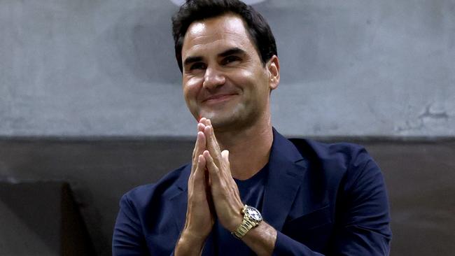 NEW YORK, NEW YORK - SEPTEMBER 03: Roger Federer is recognized during the Women's Singles Quarterfinal match between Zheng Qinwen of China and Aryna Sabalenka of Belarus on Day Nine of the 2024 US Open at USTA Billie Jean King National Tennis Center on September 03, 2024 in the Flushing neighborhood of the Queens borough of New York City. (Photo by Jamie Squire/Getty Images)