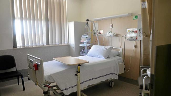 20-BED WARD: A new area has increased Bundaberg Hospital&#39;s capacity for patients. Picture: Toni Benson-Rogan