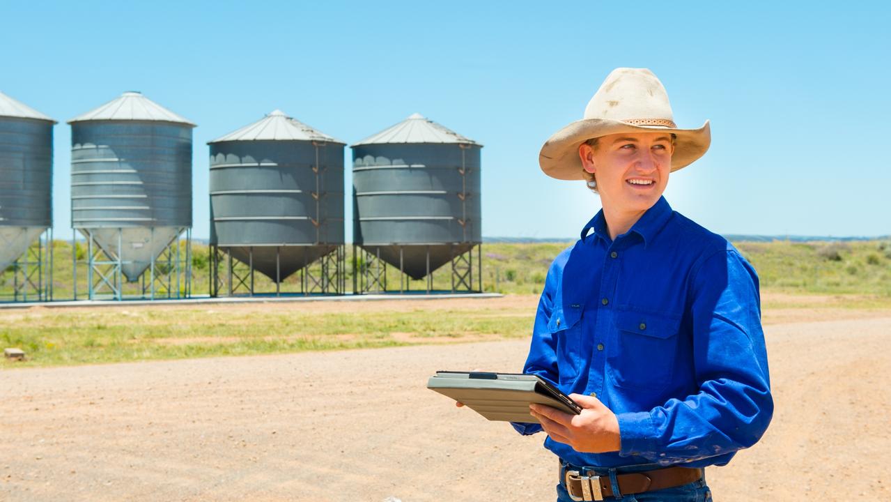 USQ has been awarded $1,030,000 in scholarships to assist more than 200 rural and remote first year students, like David Foxwell (Bachelor of Engineering science student).