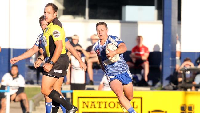 Tugun Seahawks (blue) vs. Southport Tigers at Tugun. A Grade. Tahne Robinson. 6 June 2021 Tugun Picture by Richard Gosling
