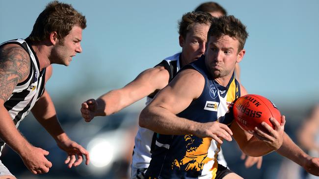 Beaconsfield and Narre Warren will play an Anzac Day clash