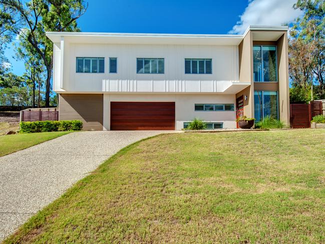 QUEST realestate. 16 Bluebell Place Brookwater. Springfield News.