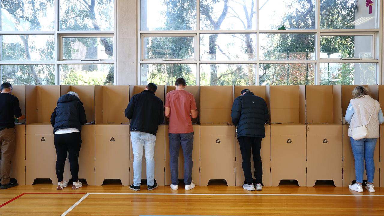 Final chance for Victorian voters to have their say as polls close