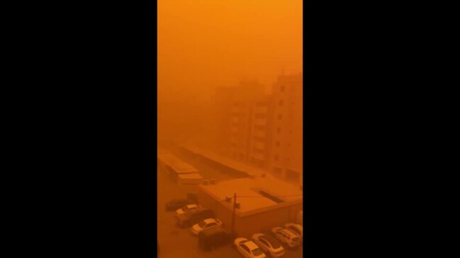 Dust Storm Turns Sky Over Kuwait Orange Daily Telegraph 7804