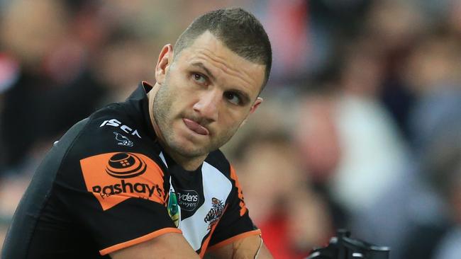 Robbie Farah on the bench.