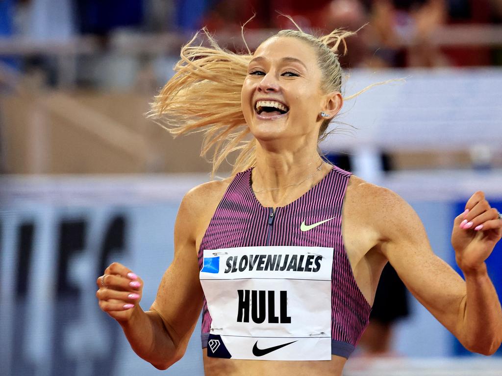 Australia's Jessica Hull celebrates after breaking the women’s 2000m world record. Picture: AFP