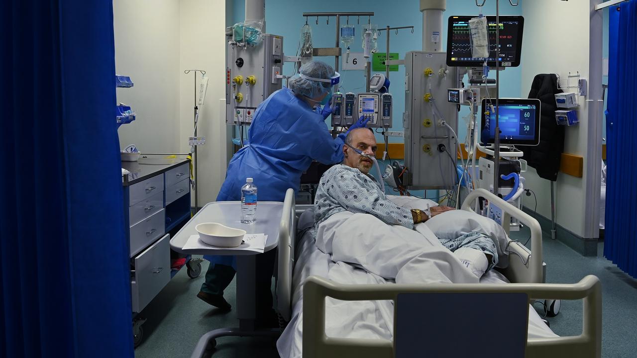 There have been calls for elective surgery to proceed based on individual hospital capacity instead of being subject to blanket bans. Picture: Kate Geraghty