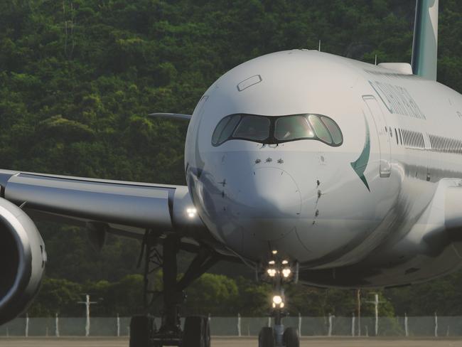 Cathay Pacific A350-900 first flight