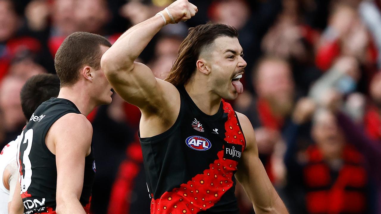 AFL news 2024: Essendon hasn't banned Sam Draper from media, says coach,  injury latest, will he play in Round 9