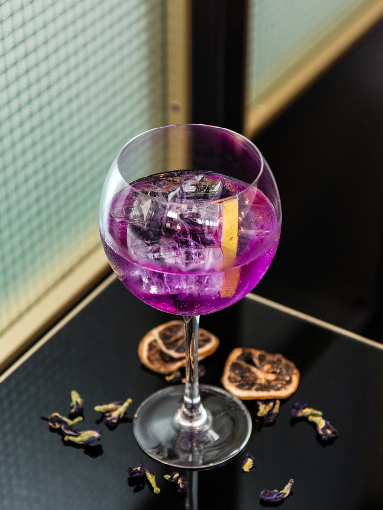 The dark blue Butterfly Pea gin changes colour when you add tonic.