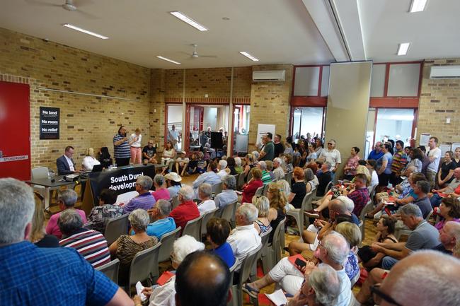 A public meeting over the proposed South Dural development drew 600 people to Cherrybrook Community Centre.