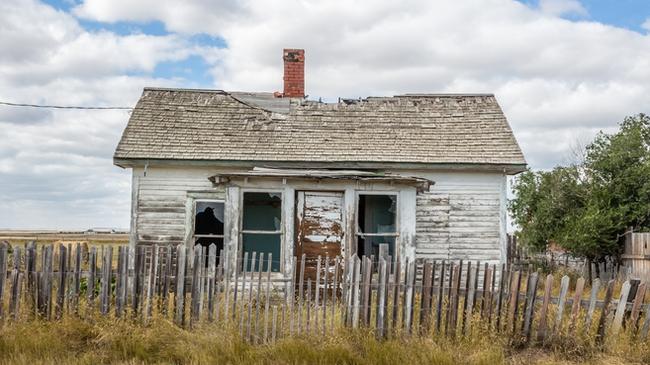 Finding an ugle duckling house could be your ticket to getting ahead in real estate.