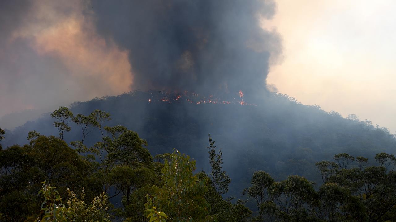 QLD, NSW, WA bushfires: Firefighters prepare for worsening conditions ...