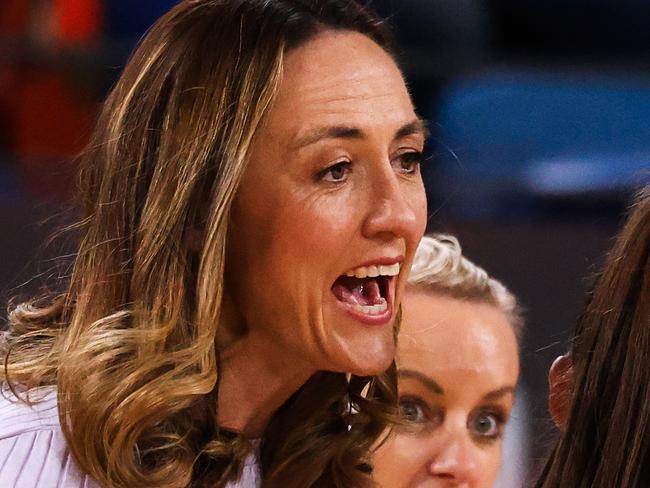 SYDNEY, AUSTRALIA - JUNE 09: Firebirds coach Bec Bulley addresses her team during a time-out in the round nine Super Netball match between Giants Netball and Queensland Firebirds at Ken Rosewall Arena, on June 09, 2024, in Sydney, Australia. (Photo by Jenny Evans/Getty Images)
