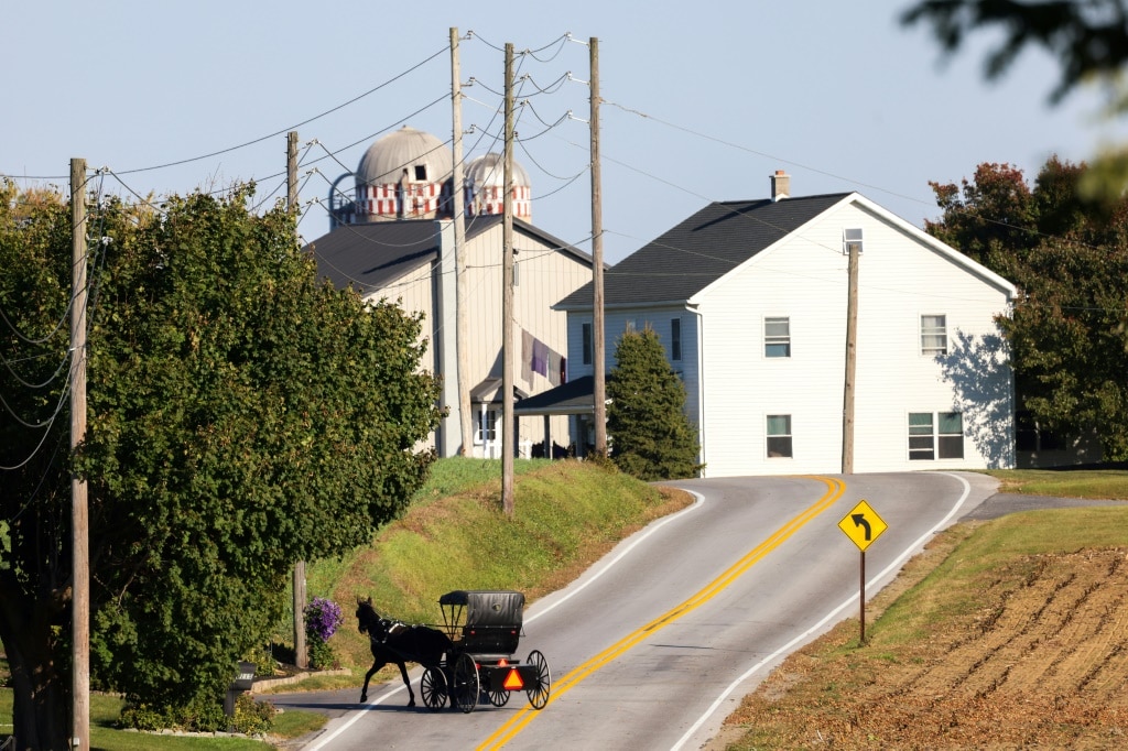 Loud US election barges into quiet Amish country