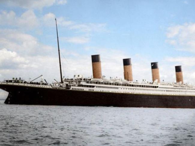 Titanic: Photos and handwritten note detailing last lifeboat for sale by  auction  — Australia's leading news site
