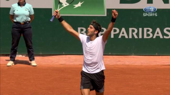 Demon bundled out of French Open in straight sets