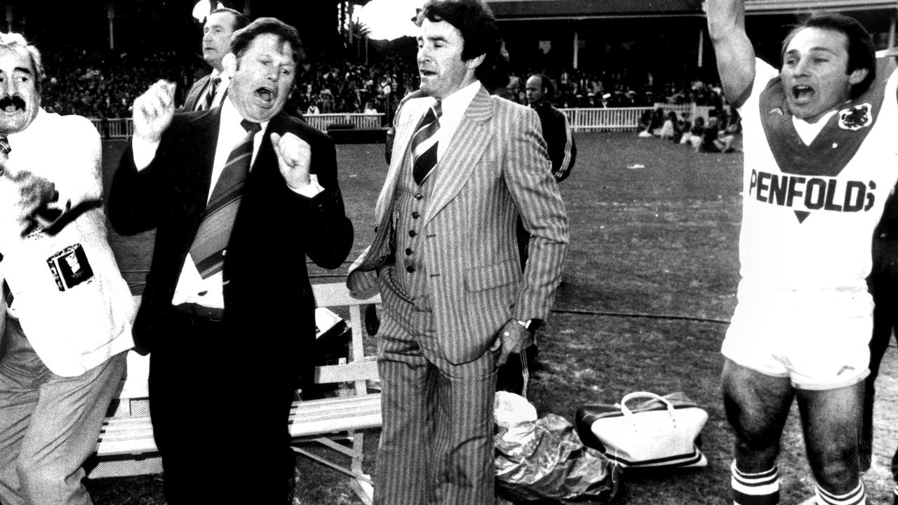 St George grand final halfback Mark Shulman has died Mark Shulman (pictured far right) has died.