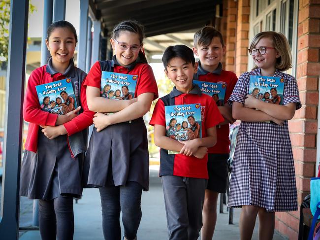 27/9/2019Bahara Mohammadi (8), Stephanie D'Angelo (9), Dylan Lee (8), Elijah Miller (9) and  Drew Street (8). Year 3 (8-9yrs) students of Ballajura Primary school.pic Colin Murty The Australian