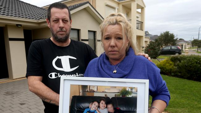 Steven Egberts, left, and Janet Wells, right. Picture: Kelly Barnes.