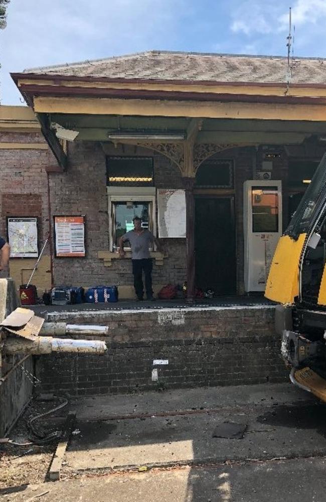 A train has overshot the platform at Richmond Station. Picture: Seven News