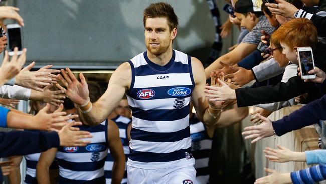 Tom Lonergan played his 200th game in Round 16.