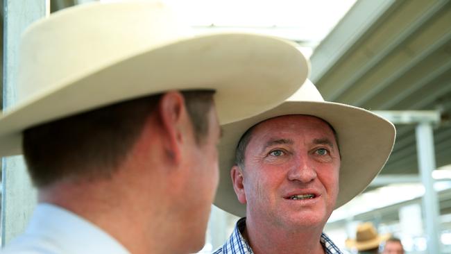 Barnaby Joyce campaigns... New England-style. Picture: Peter Lorimer