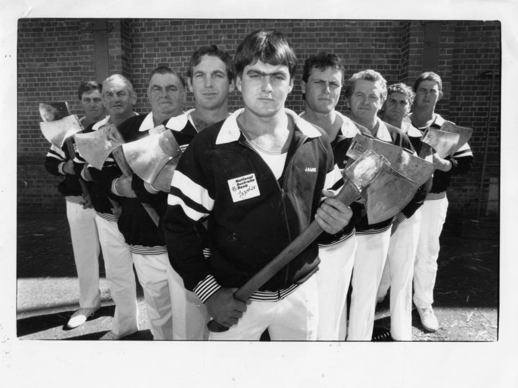 Queensland's Dingle family of competitive log choppers (l-r) Peter, 29, Donald, 54, Morris, 56, Bradley, 28, Jamie, 20, Clive, 21, Harvey, 47, Rodney, 24 and Lindsay, 25, in Adelaide to compete at the Royal Adelaide Show wood-chopping events, 31 Aug 1990.