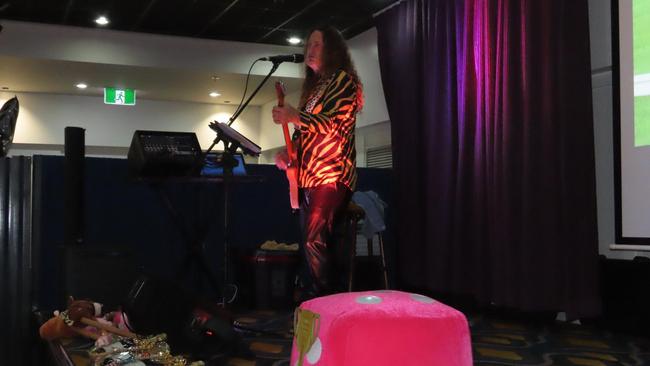 There was live music at the Hervey Bay RSL's Melbourne Cup luncheon.