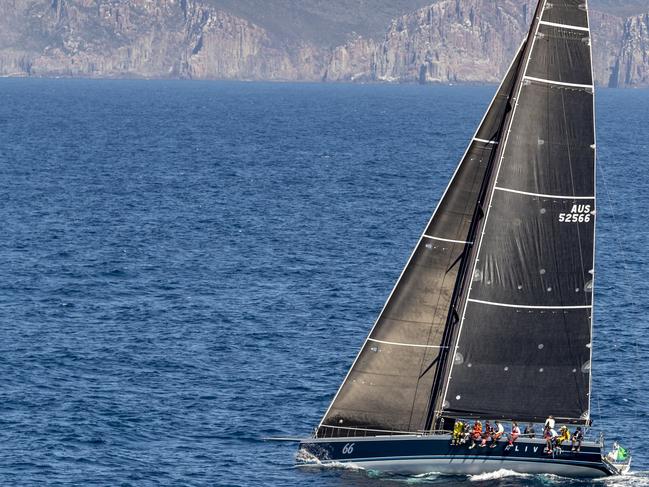 ALIVE, Bow: 66, Sail n: 52566, Owner: Duncan Hine, State/Nation: TAS, Design: Reichel Pugh 66. On its way to victory in the Sydney-Hobart yacht race.Rolex/Studio Borlenghi taken 28/12/2018