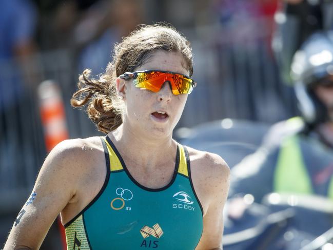 Gold Coaster Ashleigh Gentle finished second in the Edmonton leg of the World Triathlon Series. Picture: Wagner Araujo, ITU Media.