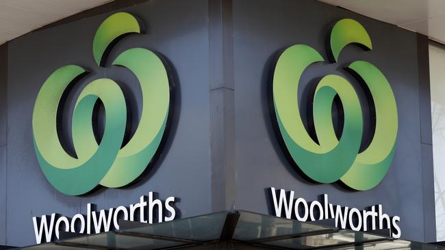 Woolies makes big change on RATs