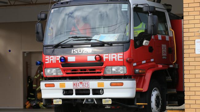 CFA voluneets intend to “put pressure on the Labor Party”. Picture: Peter Ristevski