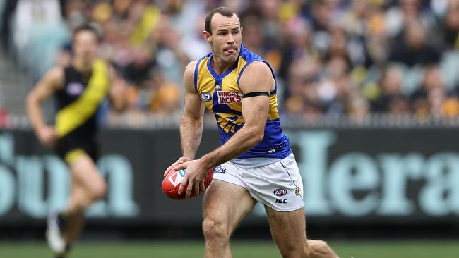 Eagle Shannon Hurn in his side’s Round 22 loss to the Tigers. Picture: Robert Cianflone/Getty