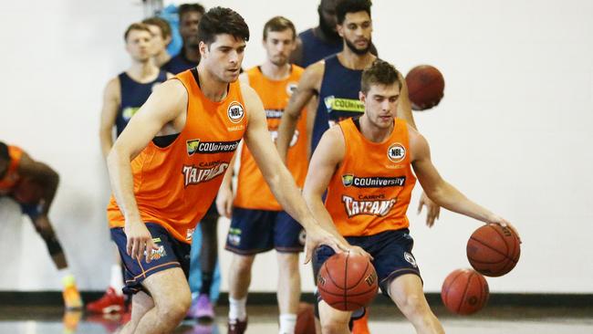 Stephen Weigh of the Cairns Taipans NBL team trains at the Cairns Basketball Stadium, Manunda. Picture: BRENDAN RADKE.