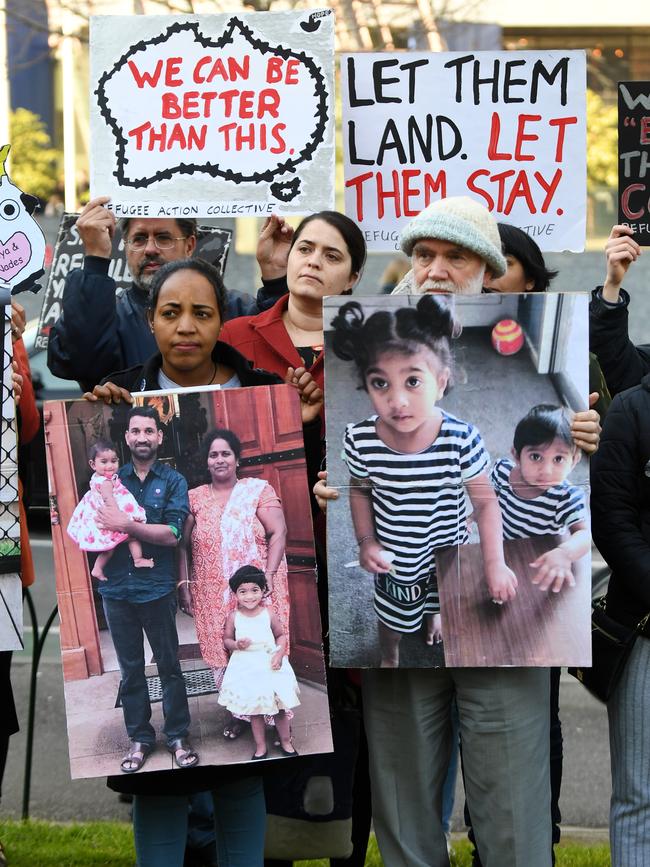 Supporter's of the Biloela family gather for a vigil at Flagstaff Gardens in Melbourne. Picture: AAP.