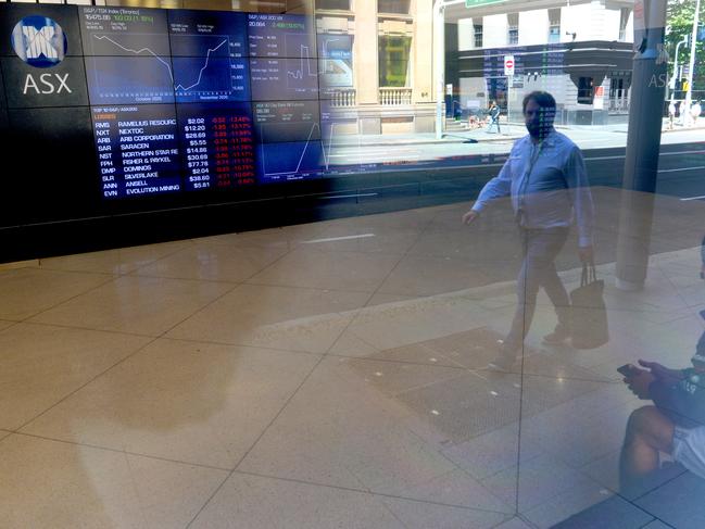 SYDNEY, AUSTRALIA - NewsWire Photos NOVEMBER 10, 2020. Stocks rally at the announcement of German Pharma giant Pfizer announcement of a successful vaccine trial.Picture: NCA NewsWire / Jeremy Piper