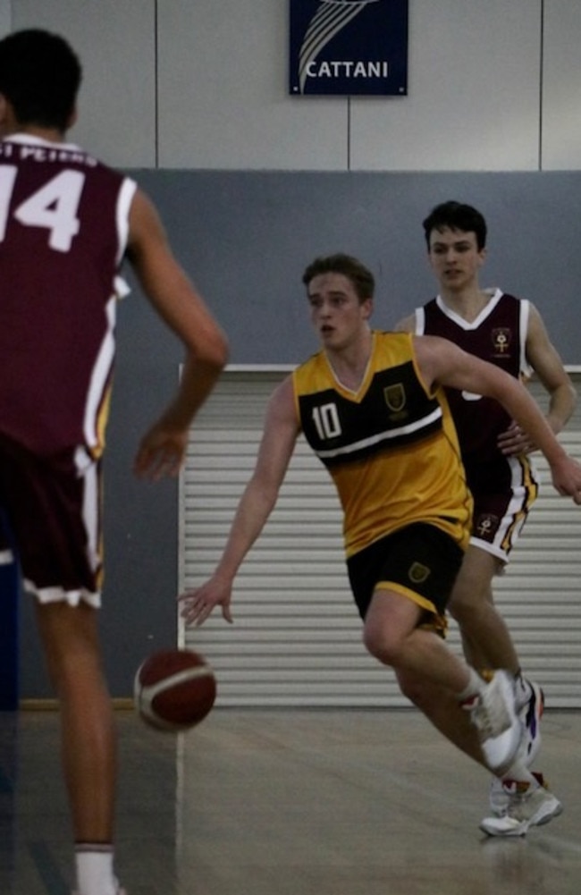 Top performers for AIC Basketball Round 1 revealed | The Courier Mail