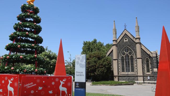 Stonnington Council put a Christmas tree outside Chapel Off Chapel in 2017. Picture: Stuart Milligan