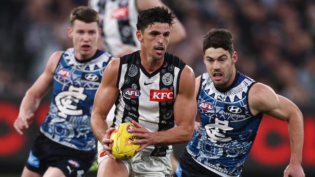 MELBOURNE. 20/05/2023. AFL.  Round 10. Carlton vs Collingwood at the MCG.   Scott Pendlebury of the Magpies during the 3rd qtr.     .  Pic: Michael Klein