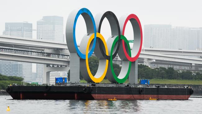 Stinky Bay: Olympians facing sewage leak threat