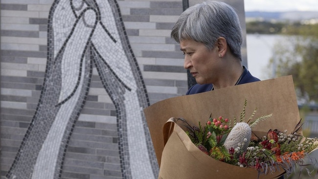 Senator Penny Wong joined representatives from Australian NGOs to lay flowers for Zomi Frankcom, at the monument to commemorate the sacrifices of Australia’s humanitarian workers. Picture: X