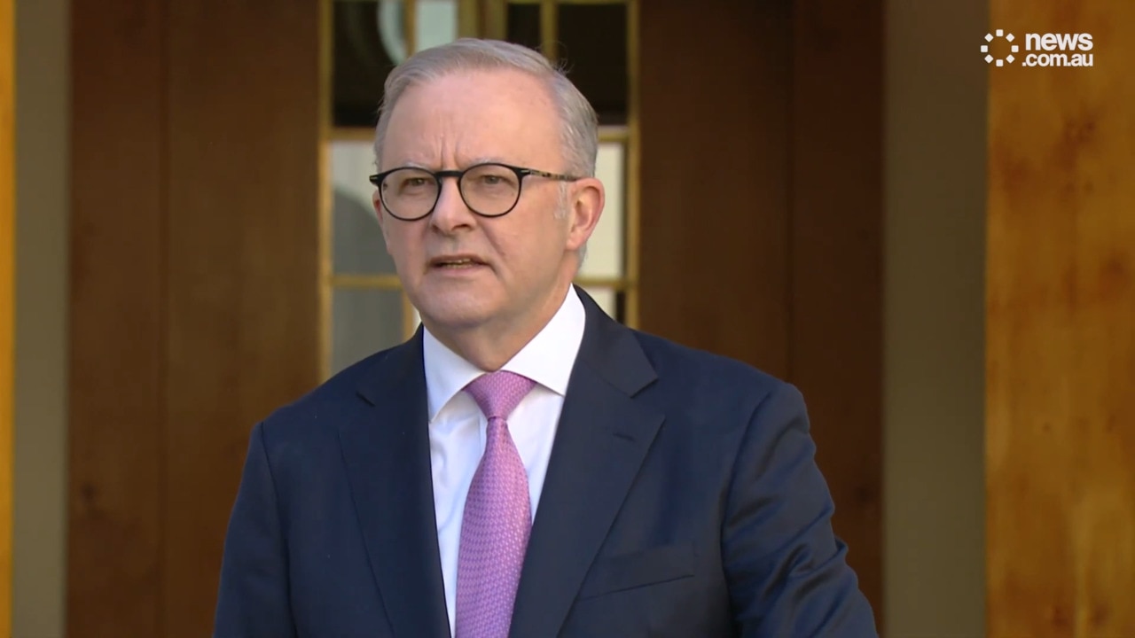 Albo goes off at reporters in big mood shift