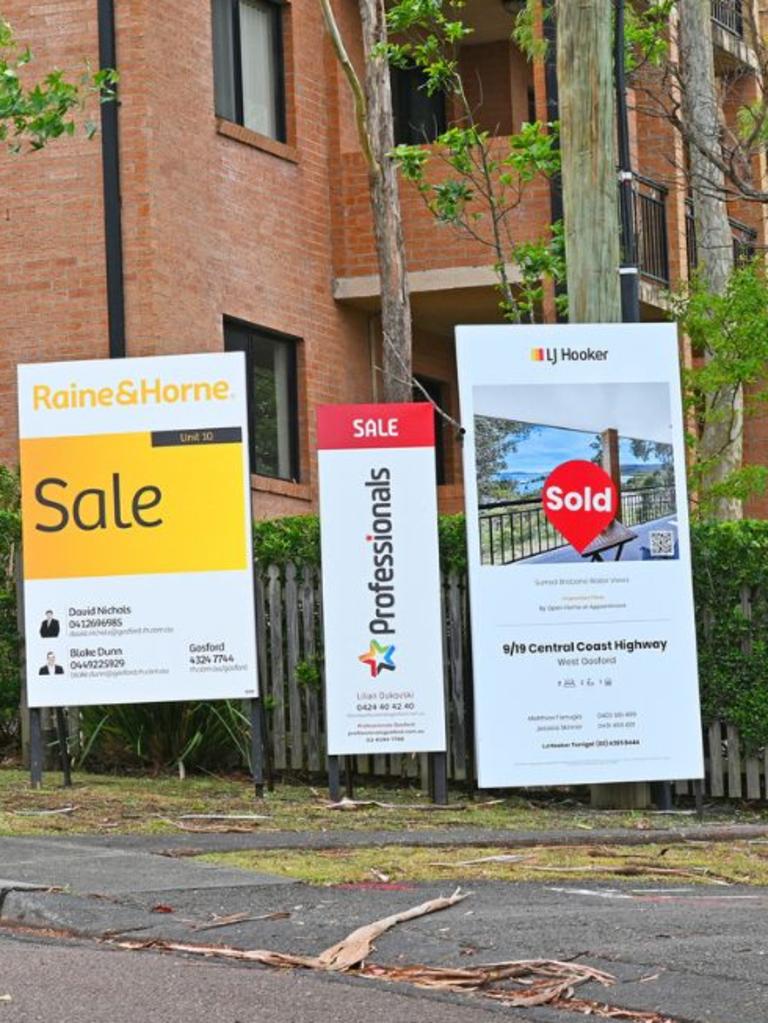 A massive 84 per cent of prospective home buyers wanted to live in freestanding houses or townhouses. Picture: iStock