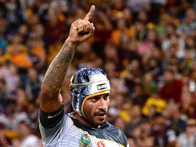 Johnathan Thurston’s longevity meant Te Maire Martin knocked back a Cowboys contract.