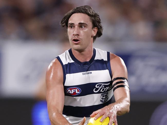 GEELONG, AUSTRALIA - MARCH 16:  Gryan Miers of the Cats ruduring the round one AFL match between Geelong Cats and St Kilda Saints at GMHBA Stadium, on March 16, 2024, in Geelong, Australia. (Photo by Darrian Traynor/Getty Images)