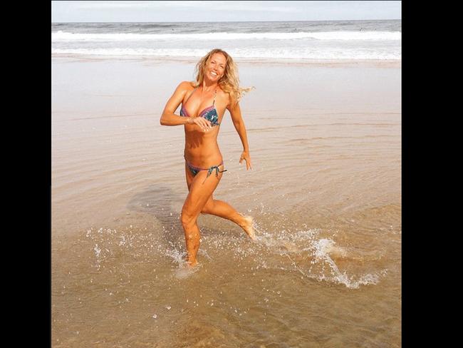 Annalise Braakensiek gets some beach time: 