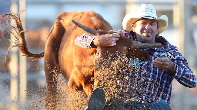 Mark Price, from QLD, in the steer wrestling. Picture Yuri Kouzmin